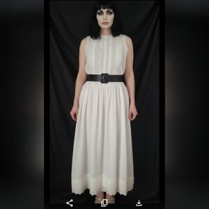 Vintage  80s Young Trends by Papillion L